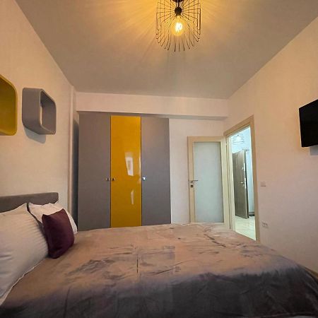 יאשי Luxury Q Residence Near Center מראה חיצוני תמונה