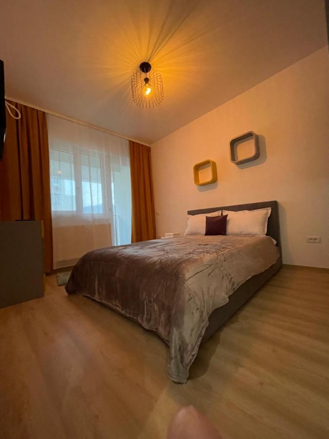 יאשי Luxury Q Residence Near Center מראה חיצוני תמונה